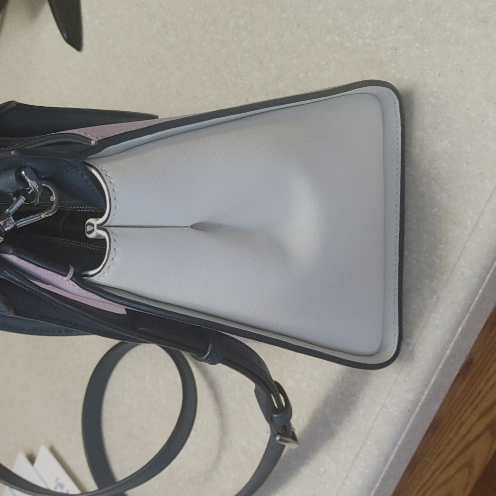 Kate Spade Purse - Picture 3 of 5